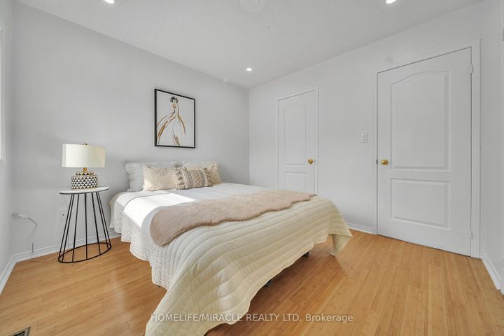 Photo 42 at 75 - 5535 Glen Erin Drive, Central Erin Mills, Mississauga