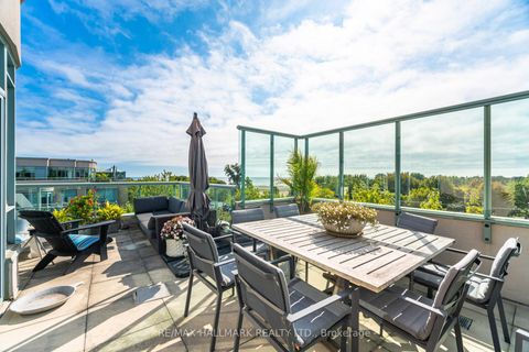 Photo 16 at PH5 - 9 Boardwalk Drive, The Beaches, Toronto