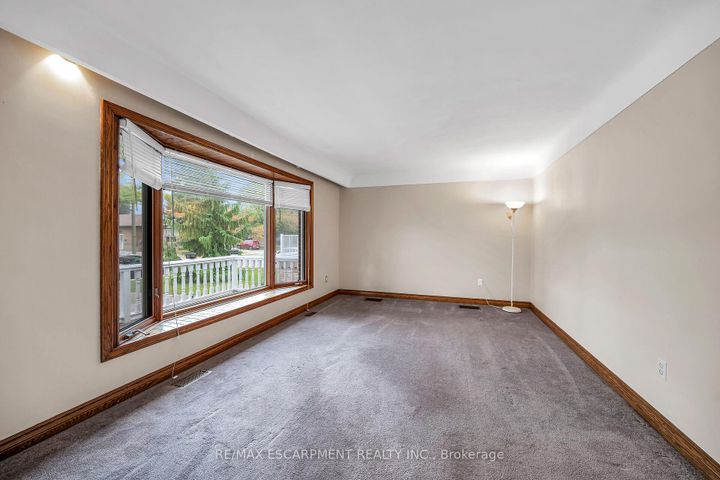 Photo 7 at 85 East 45th Street, Sunninghill, Hamilton
