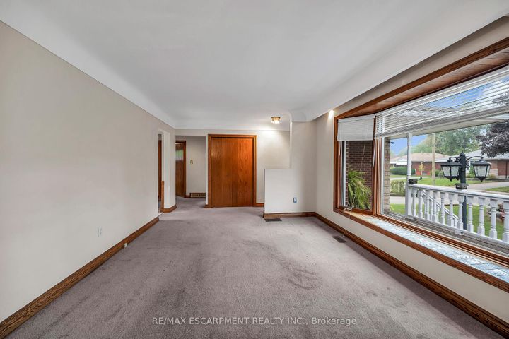 Photo 9 at 85 East 45th Street, Sunninghill, Hamilton