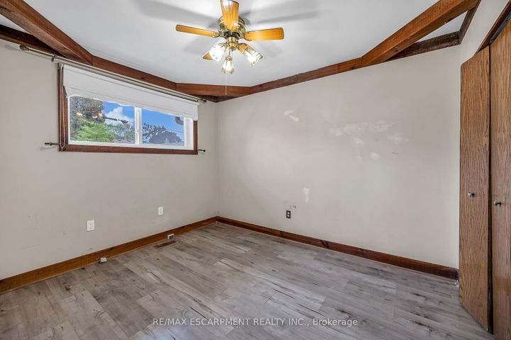 Photo 17 at 85 East 45th Street, Sunninghill, Hamilton
