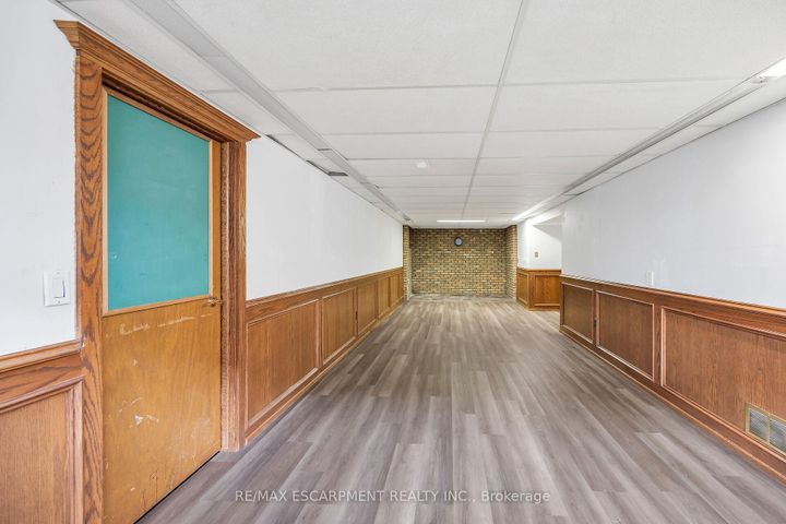 Photo 31 at 85 East 45th Street, Sunninghill, Hamilton
