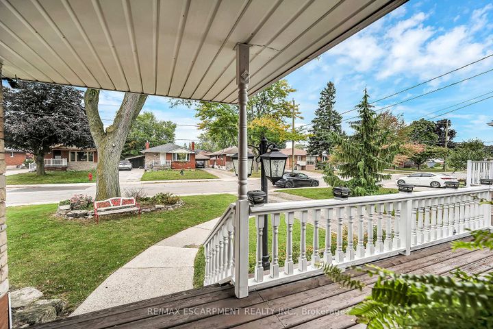 Photo 34 at 85 East 45th Street, Sunninghill, Hamilton