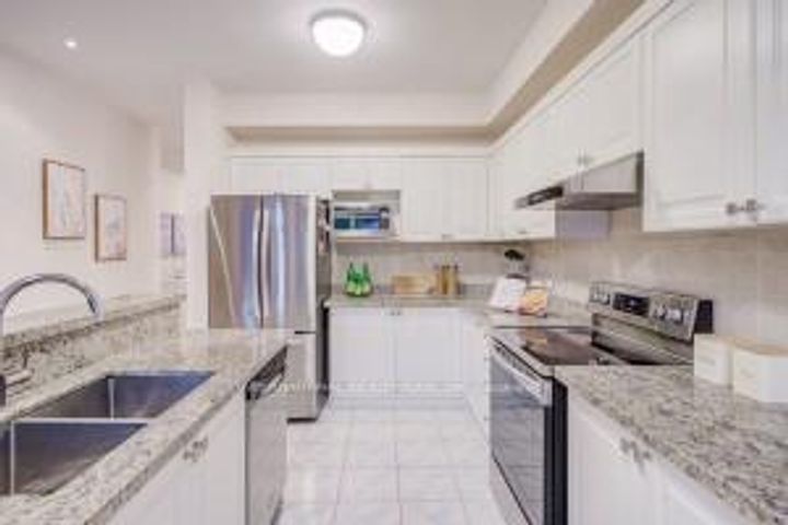 Photo 18 at 77 Saint James Avenue, Vellore Village, Vaughan