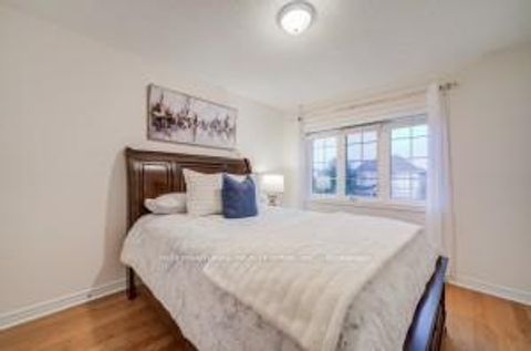 Photo 22 at 77 Saint James Avenue, Vellore Village, Vaughan