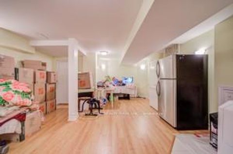 Photo 36 at 77 Saint James Avenue, Vellore Village, Vaughan