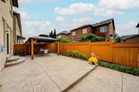 Photo 38 at 77 Saint James Avenue, Vellore Village, Vaughan