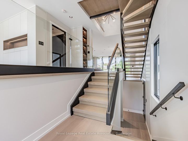 Photo 3 at 953 Halliday Avenue, Lakeview, Mississauga