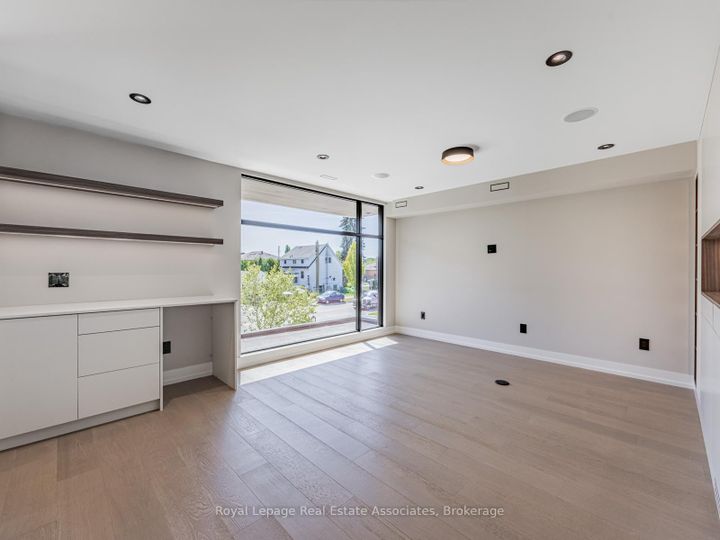 Photo 5 at 953 Halliday Avenue, Lakeview, Mississauga