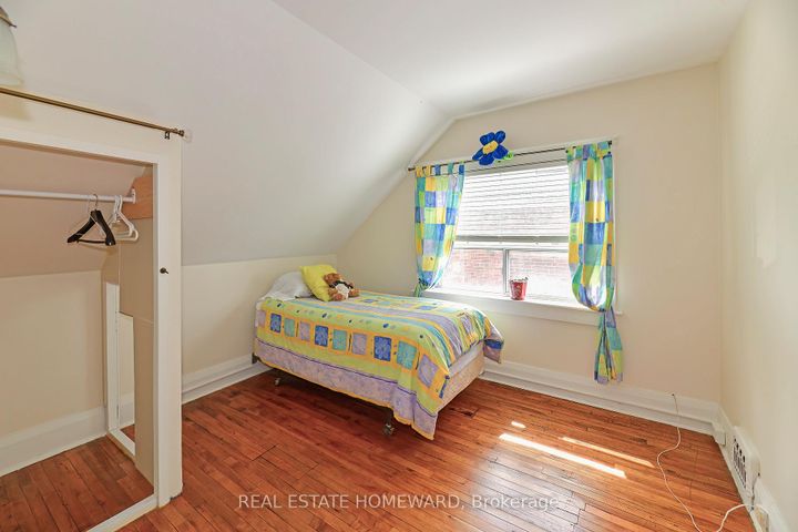 Photo 8 at 295 Chisholm Avenue, Lumsden, Toronto