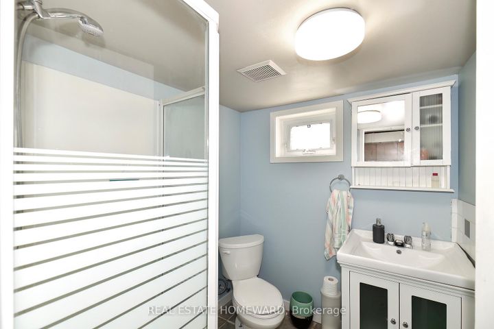 Photo 11 at 295 Chisholm Avenue, Lumsden, Toronto