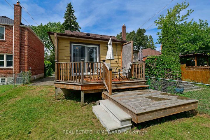Photo 14 at 295 Chisholm Avenue, Lumsden, Toronto