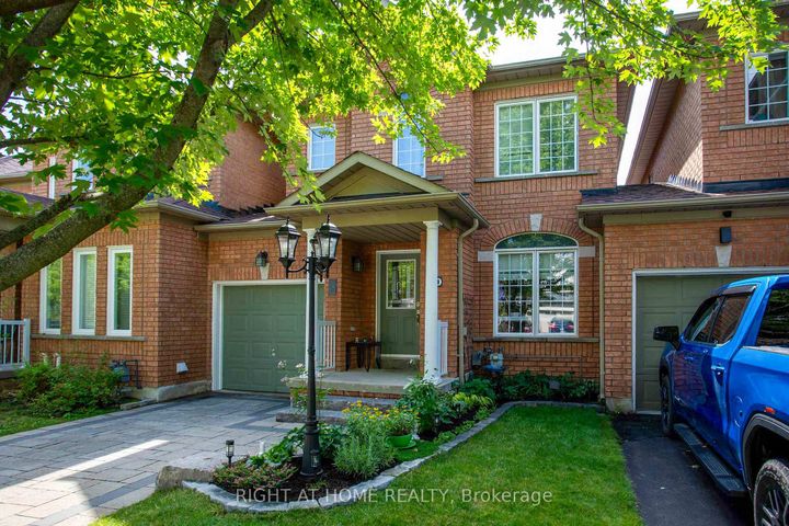 Photo 5 at 50 Sunridge Street, Oak Ridges, Richmond Hill