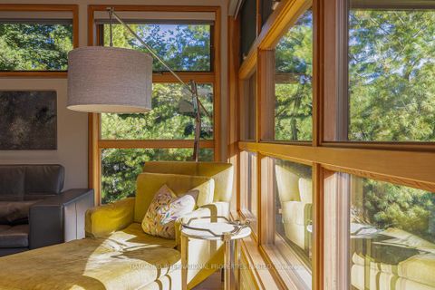 Photo 11 at 7 Oxbow Road, Don Mills, Toronto