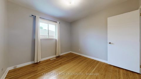 Photo 18 at 27 Grassington Crescent, Woburn, Toronto