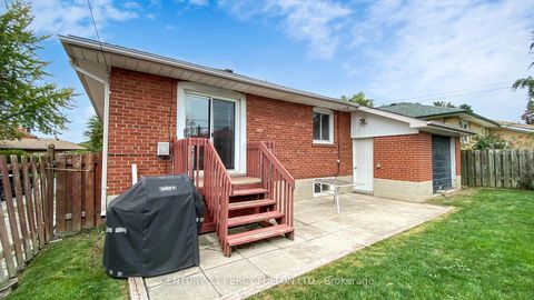 Photo 35 at 27 Grassington Crescent, Woburn, Toronto
