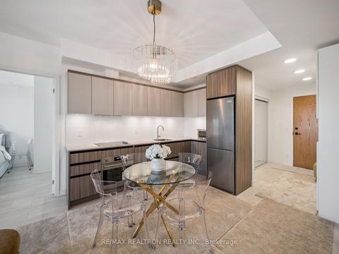 Photo 2 at 1802 - 7950 Bathurst Street, Beverley Glen, Vaughan