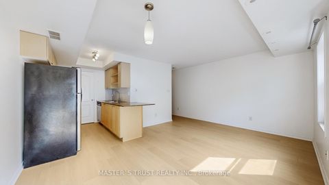 Photo 4 at Unit4 - 74 Munro Street, South Riverdale, Toronto