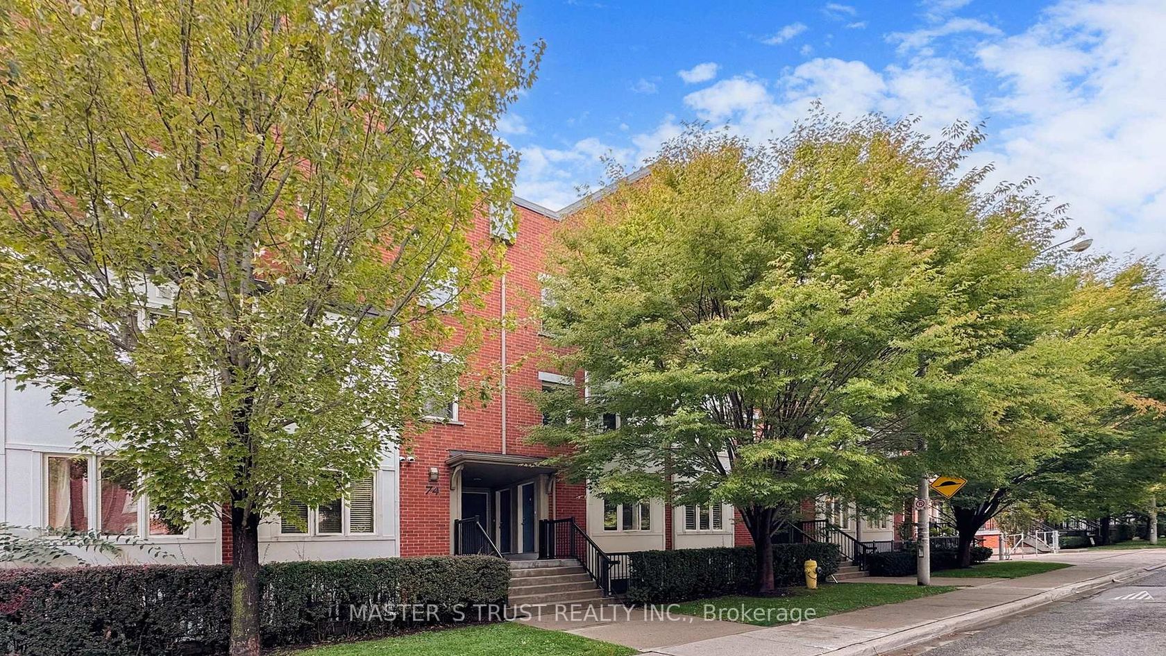Unit4 - 74 Munro Street, South Riverdale, Toronto 