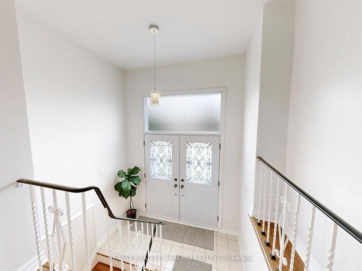 Photo 6 at 37 Warfield Drive, Pleasant View, Toronto