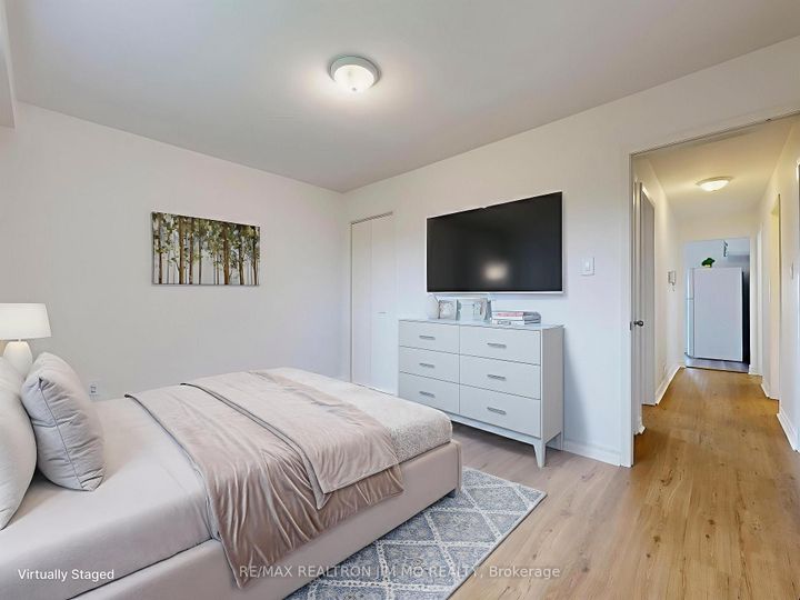 Photo 18 at 37 Warfield Drive, Pleasant View, Toronto