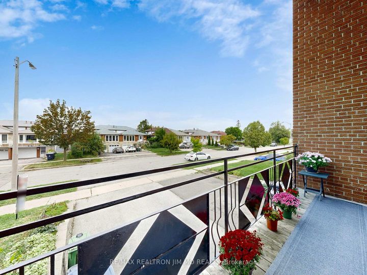Photo 31 at 37 Warfield Drive, Pleasant View, Toronto
