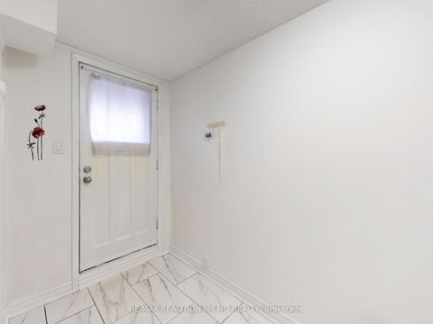 Photo 25 at 37 Warfield Drive, Pleasant View, Toronto