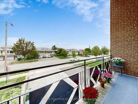 Photo 31 at 37 Warfield Drive, Pleasant View, Toronto