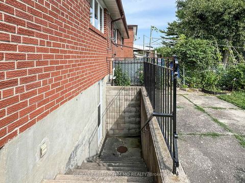 Photo 35 at 37 Warfield Drive, Pleasant View, Toronto