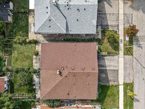 Photo 38 at 37 Warfield Drive, Pleasant View, Toronto