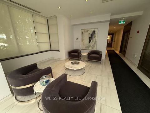 Photo 4 at 707 - 3830 Bathurst Street W, Clanton Park, Toronto