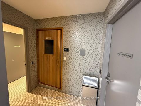 Photo 15 at 707 - 3830 Bathurst Street W, Clanton Park, Toronto