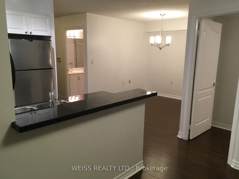 Photo 20 at 707 - 3830 Bathurst Street W, Clanton Park, Toronto