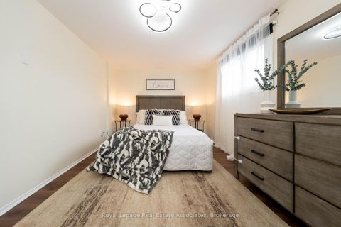 Photo 9 at 41 Barrett Crescent, Letitia Heights, Barrie