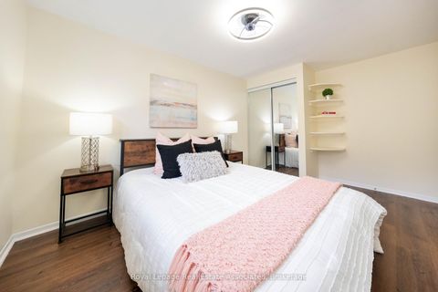 Photo 13 at 41 Barrett Crescent, Letitia Heights, Barrie