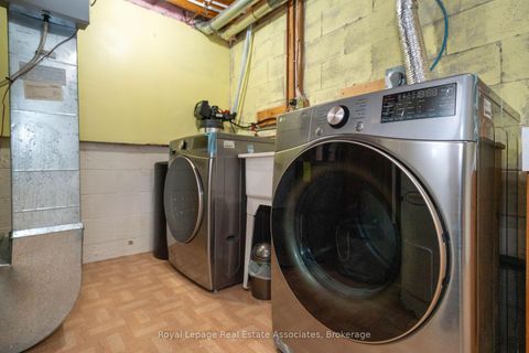 Photo 20 at 41 Barrett Crescent, Letitia Heights, Barrie