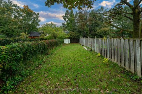 Photo 22 at 41 Barrett Crescent, Letitia Heights, Barrie