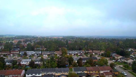 Photo 24 at 41 Barrett Crescent, Letitia Heights, Barrie