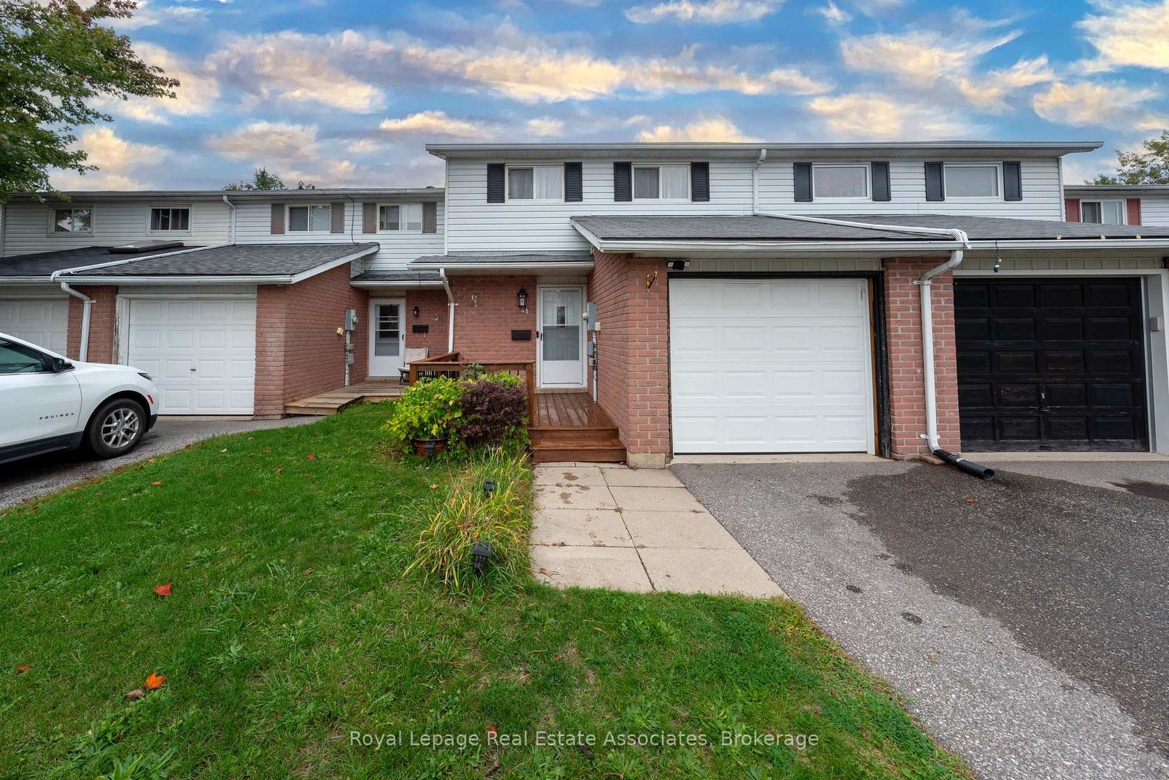 41 Barrett Crescent, Letitia Heights, Barrie photo 0