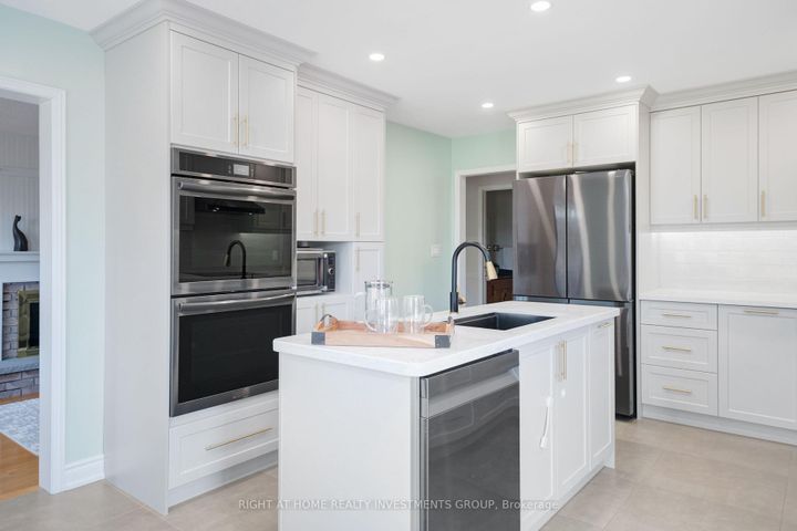 Photo 0 at 660 Whistler Drive N, Northglen, Oshawa