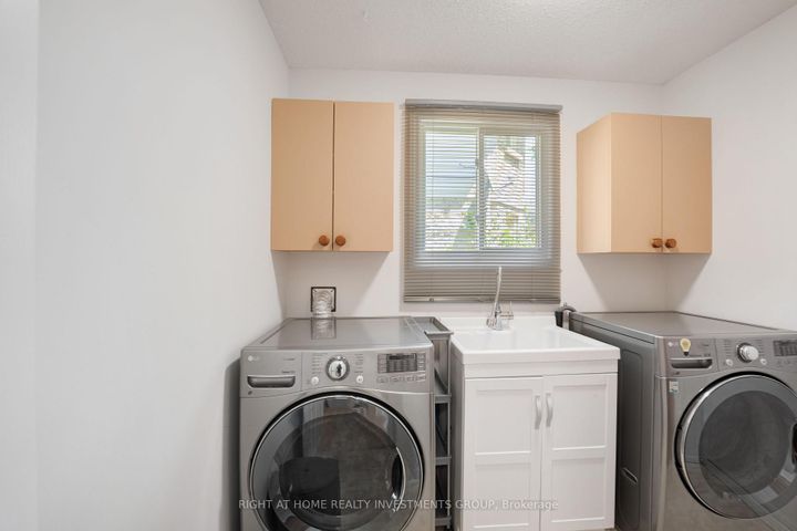 Photo 16 at 660 Whistler Drive N, Northglen, Oshawa