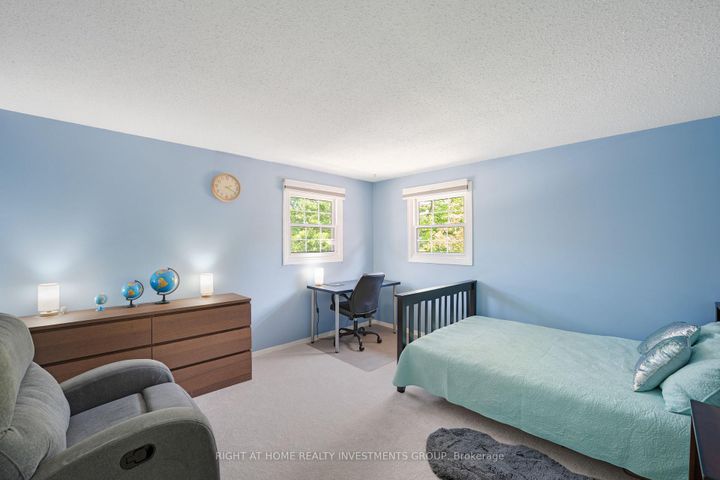 Photo 19 at 660 Whistler Drive N, Northglen, Oshawa