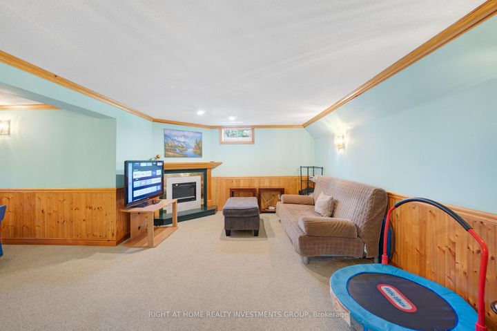 Photo 31 at 660 Whistler Drive N, Northglen, Oshawa