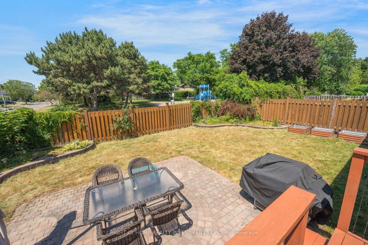 Photo 33 at 660 Whistler Drive N, Northglen, Oshawa
