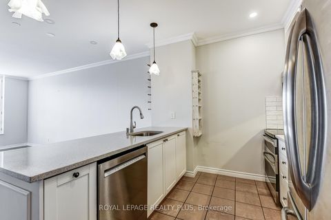 Photo 8 at 715 - 980 Yonge Street, Annex, Toronto