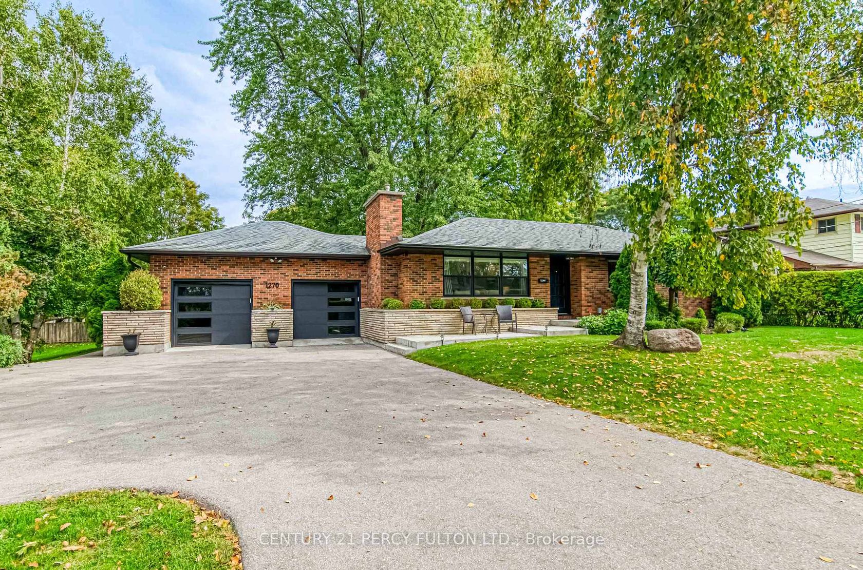 1270 Ontario Street, Cobourg by Loree Meneguzzi Real Estate 1270 Ontario Street, Cobourg
