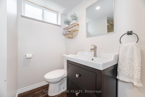 Photo 41 at 15 Kemano Road, Aurora Heights, Aurora