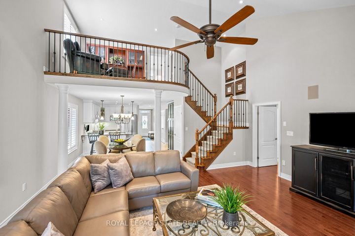 Photo 14 at 36 Toulon Avenue, Ancaster, Hamilton