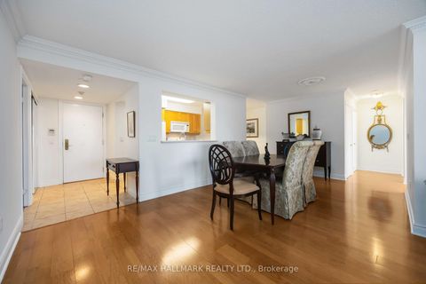 Photo 11 at 705 - 880 Grandview Way, Willowdale East, Toronto