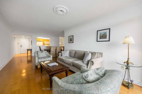Photo 14 at 705 - 880 Grandview Way, Willowdale East, Toronto